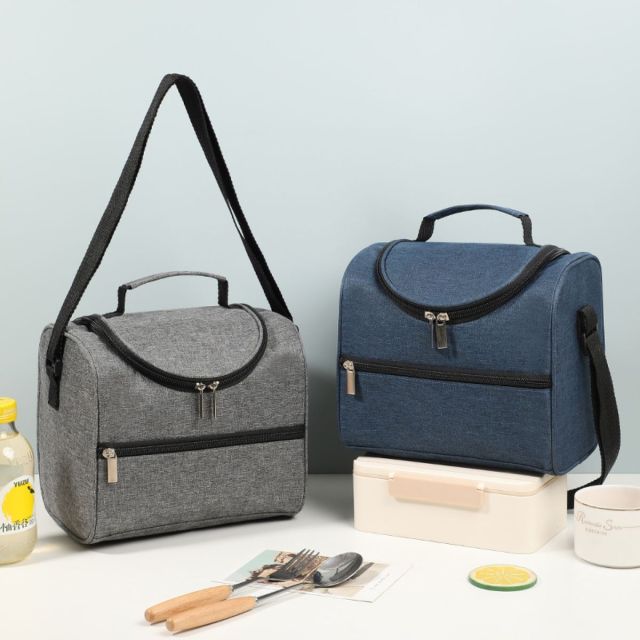 Insulated Lunch Tote Bag With Adjustable Shoulder Strap