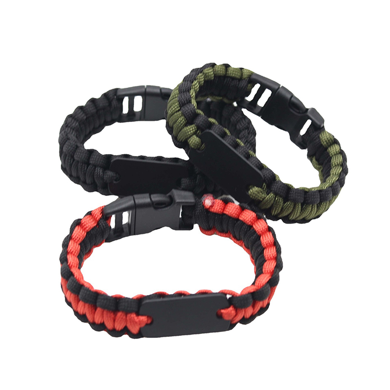 Paracord Bracelet With Metal Plate