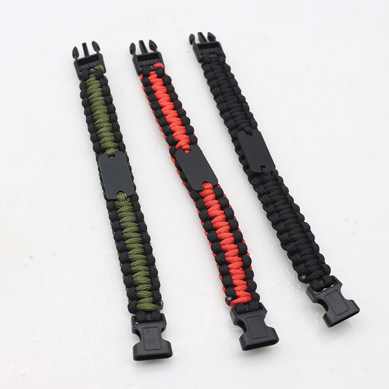 Paracord Bracelet With Metal Plate