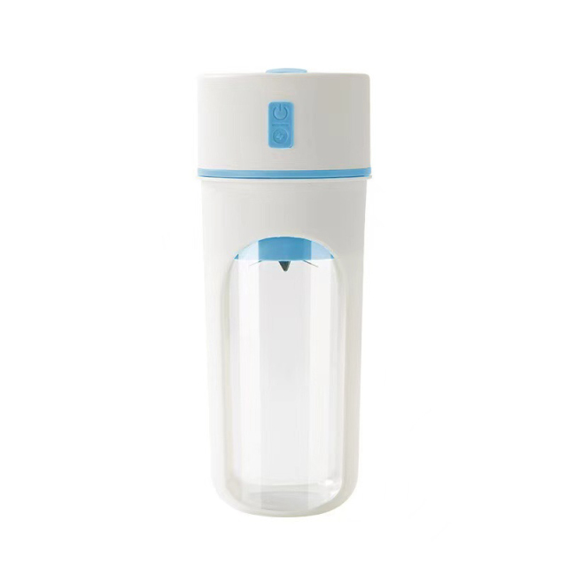 Portable Juicer With Straw