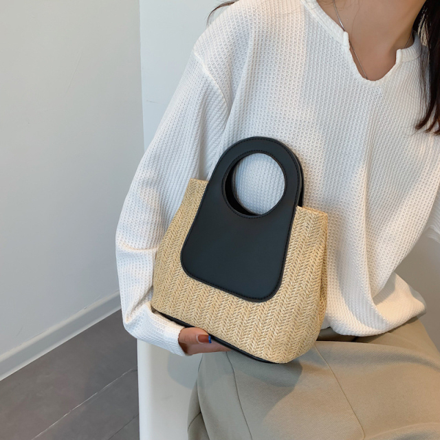 Summer hand-woven bag