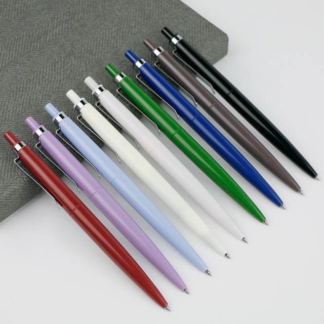 Ballpoint Pen With Chrome Trim