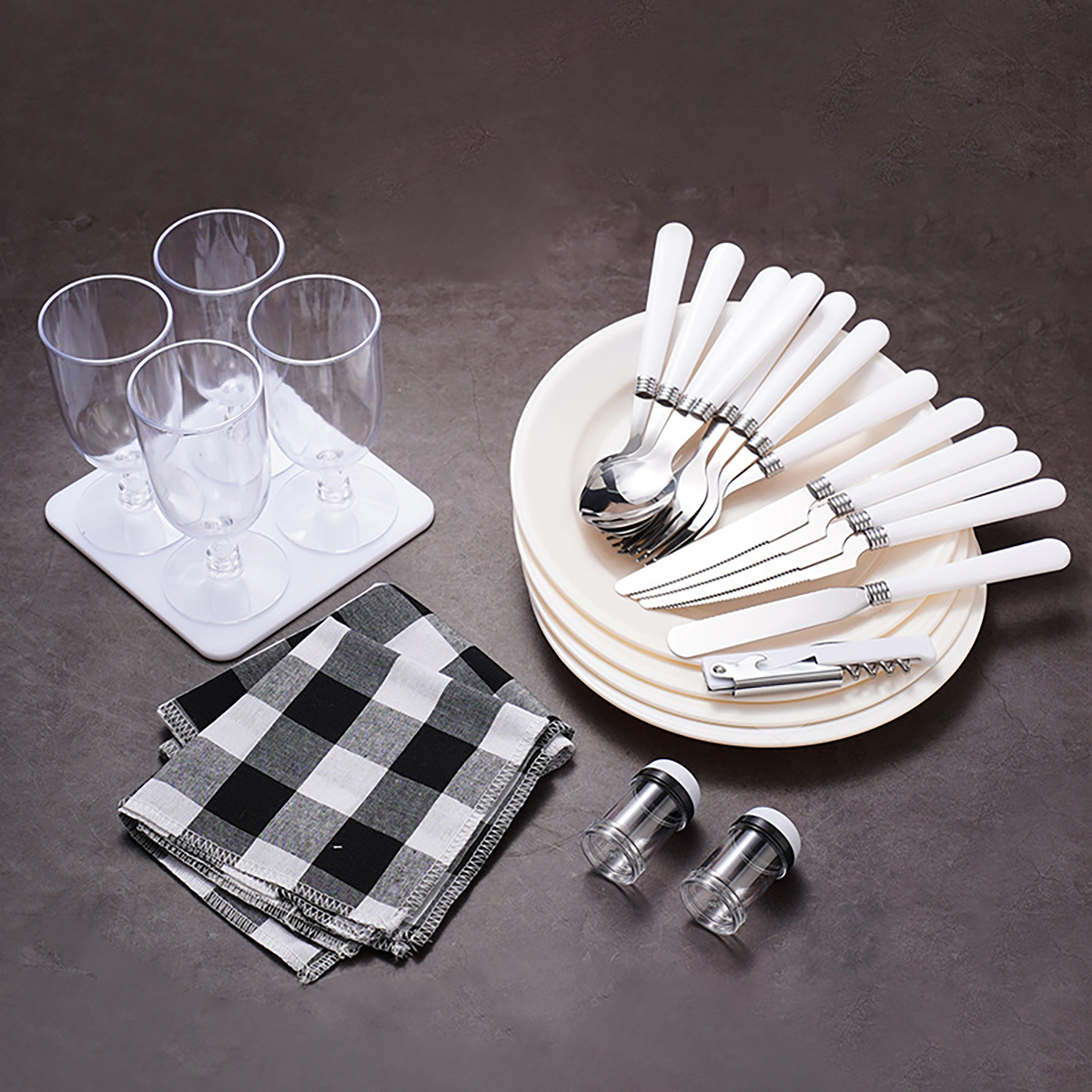 4 Person Picnic Insulated Bag With Tableware