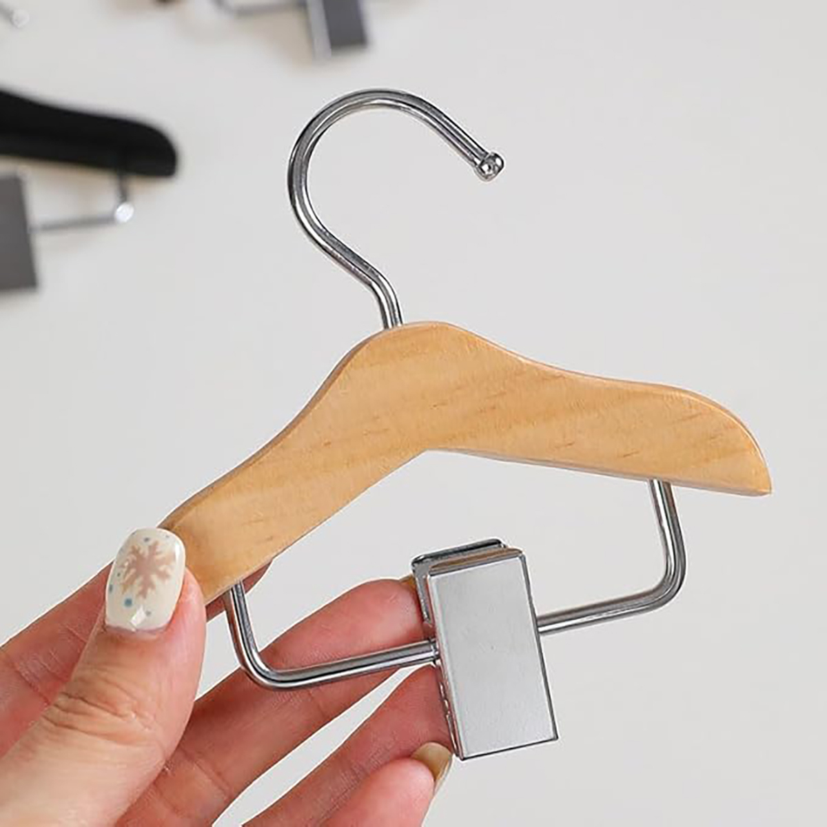 Mini Solid Wooden Hanger Hooks with Stainless Steel Clamp