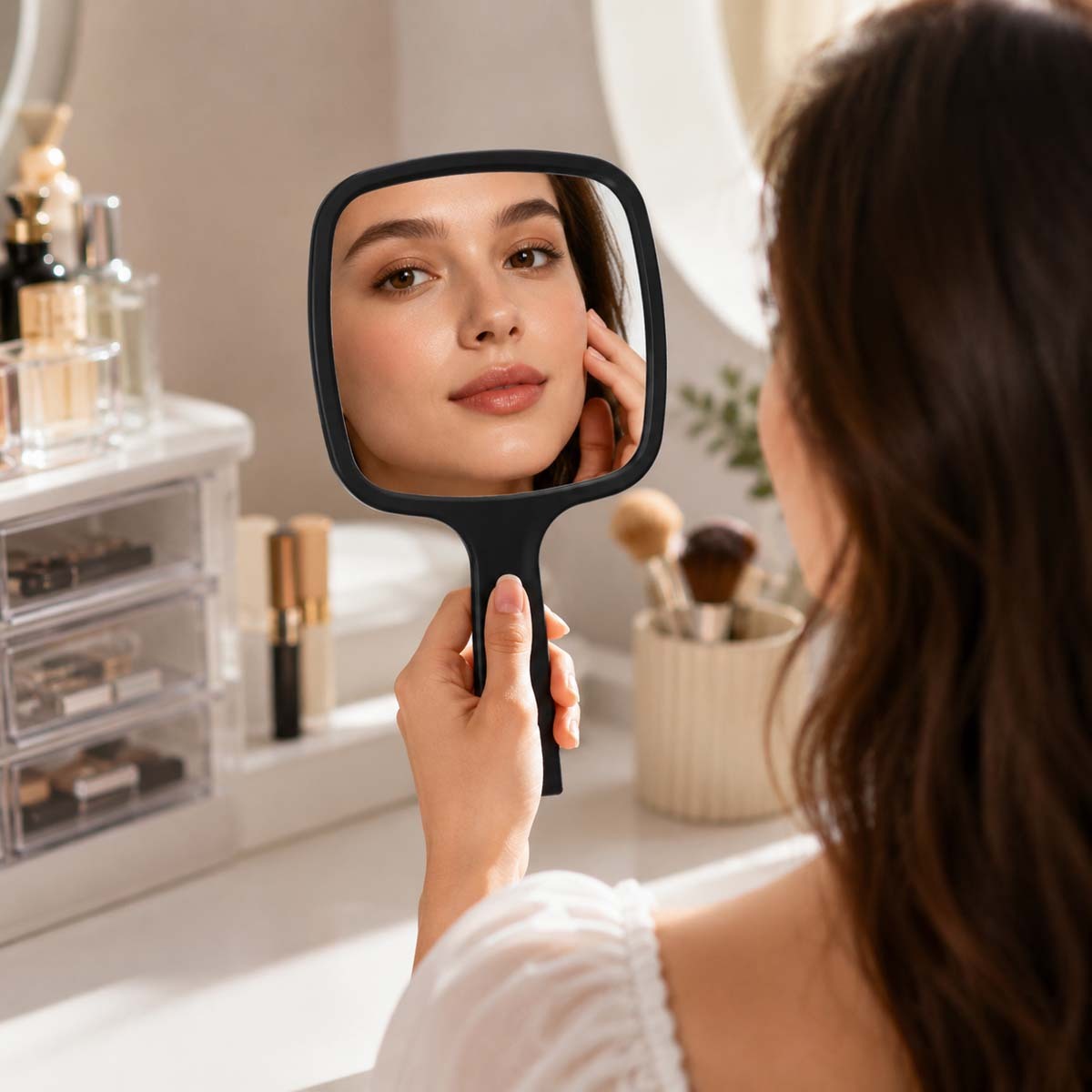 Handheld Portable Makeup Mirror