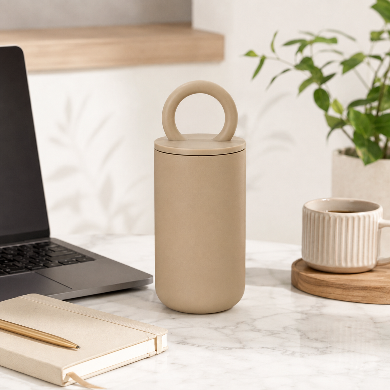 16.9 Oz Double-Wall Stainless Steel Vacuum Tumbler