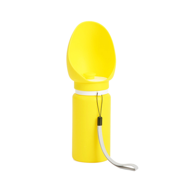 18oz Foldable Pet Outdoor Water Bottle with Clip Bowl
