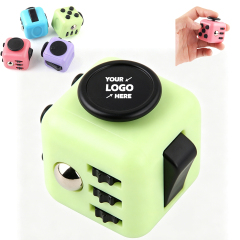 Magnetic Stress Relief Dice Cube