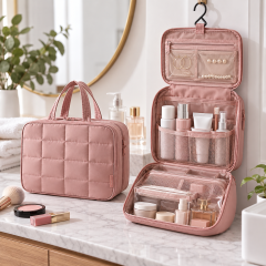 Multifunctional Hanging Toiletry Organizer Bag with Jewelry Pouch