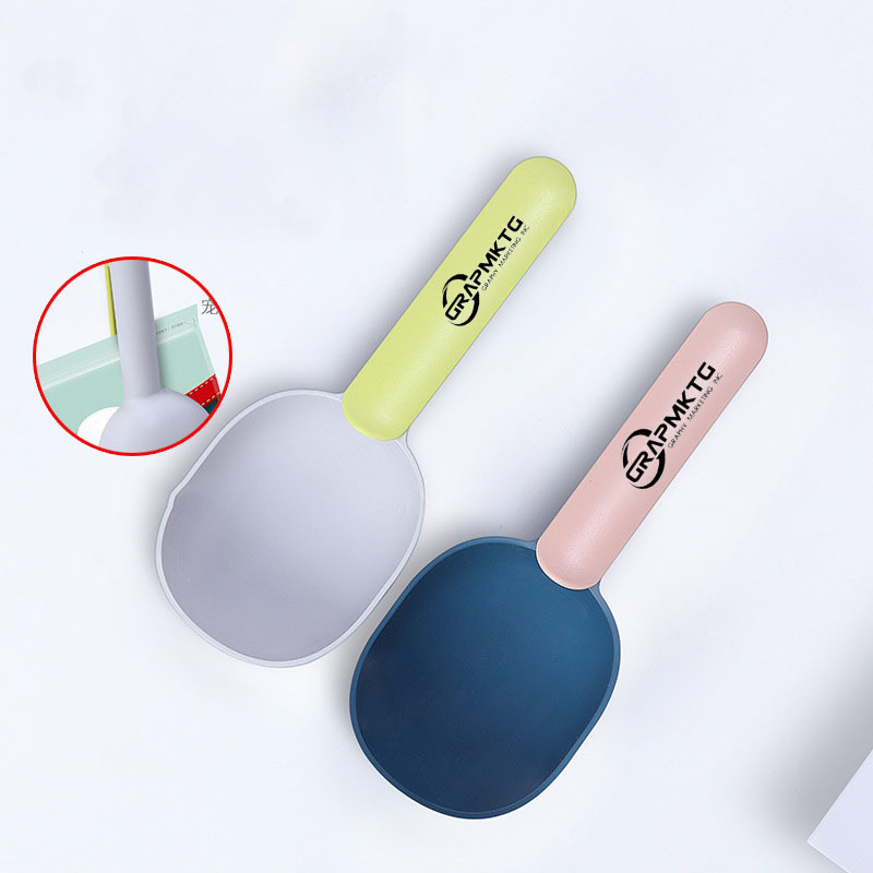 Plastic Pet Food Feeding Spoon