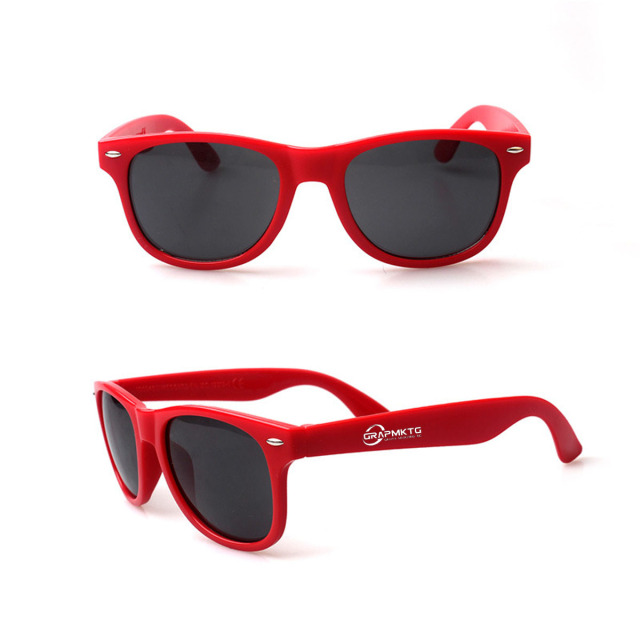 Simple and stylish sunglasses