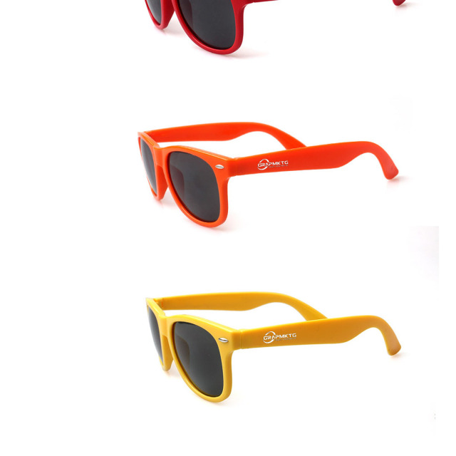 Simple and stylish sunglasses