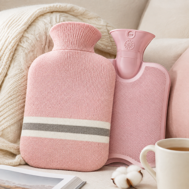 1L PVC Hot Water Bottle With Knitted Cover