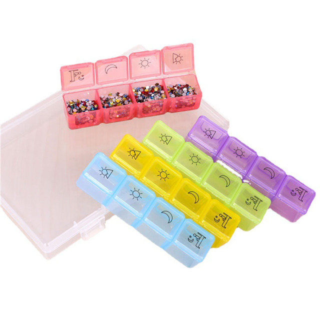 28-Compartment Weekly Pill Organizer