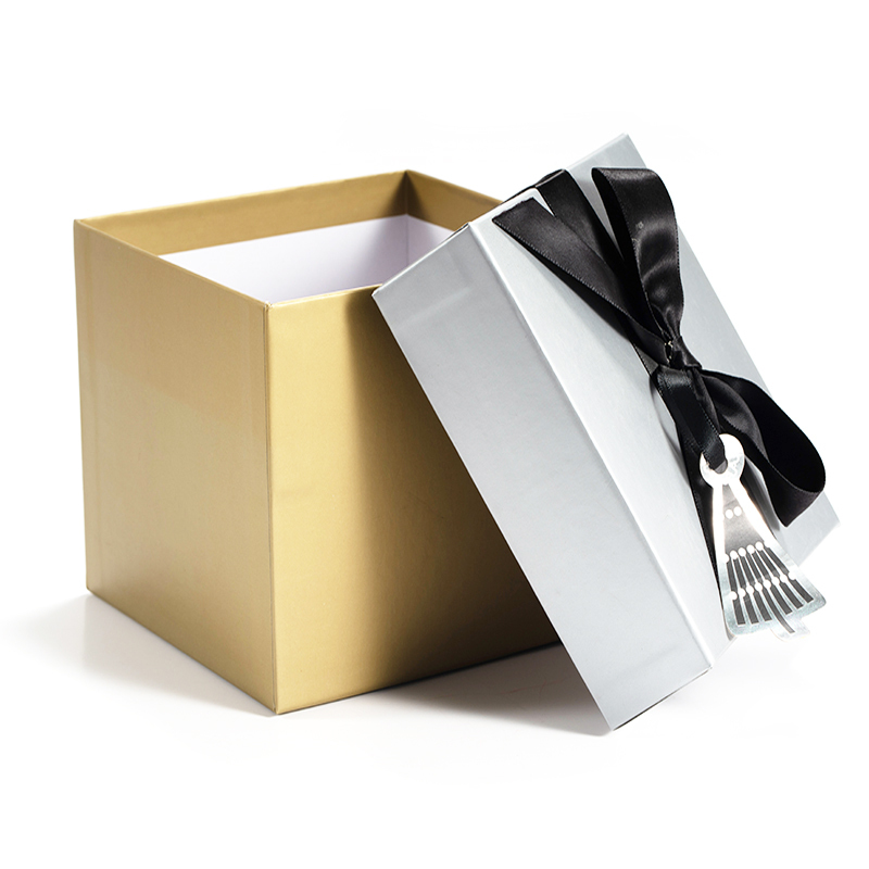 Holiday gift box-A0024