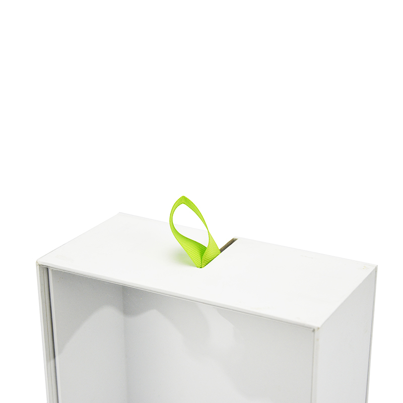 Holiday gift box-G0024