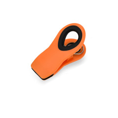 Magnetic bag clip