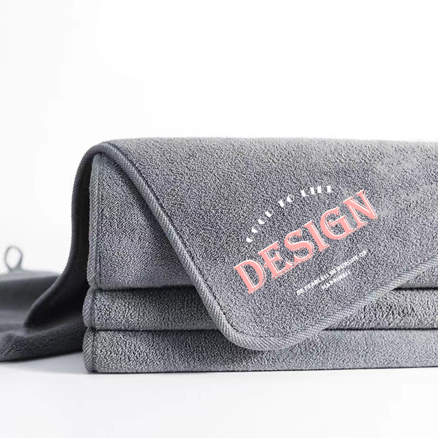Premium Microfiber Car Towel 24" × 12"