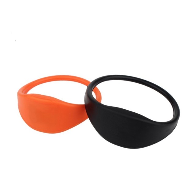 Custom Embossed RFID Swimming Pool Waterproof Bracelet GJ-003