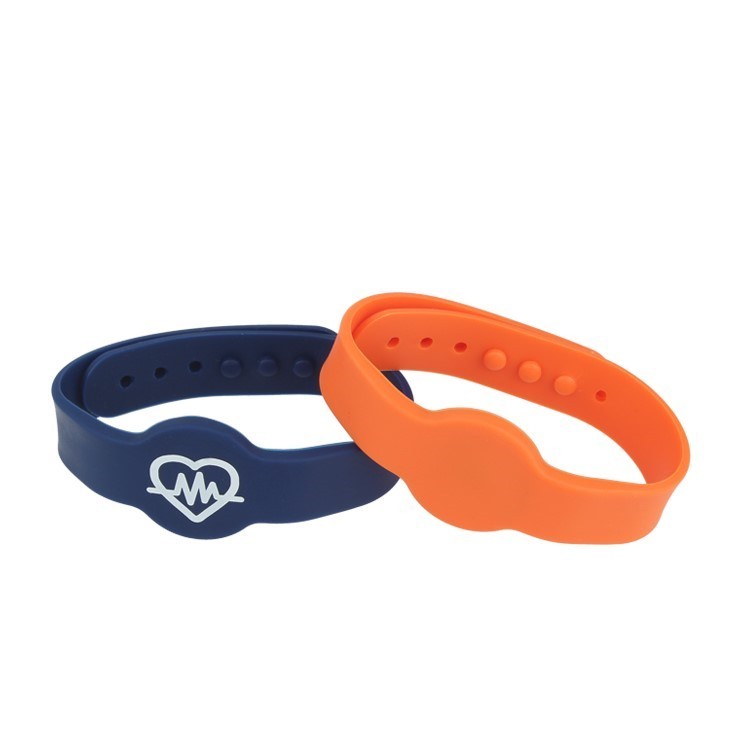 Custom Embossed RFID Swimming Pool Waterproof Bracelet GJ-005