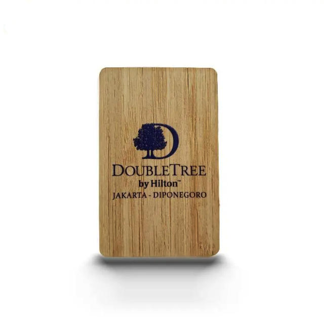 Eco-friendly Bamboo Wood 13.56MHz NTAG 213 RFID Wooden NFC Business Card for Hotel