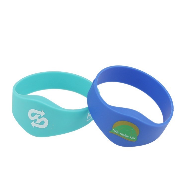 RFID Silicone Wristbands 125khz HF 13.56mhz NFC Silicone Wristband Waterproof for Water Park GJ-002