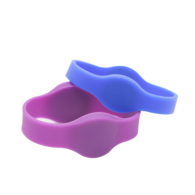 New Design Dual Chip NFC Rubber Wristband GJ-017