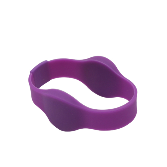 New Design Dual Chip NFC Rubber Wristband GJ-017