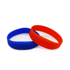 Custom Logo RFID Nfc Silicone Wristband Bracelet for Fitness Club GJ-012