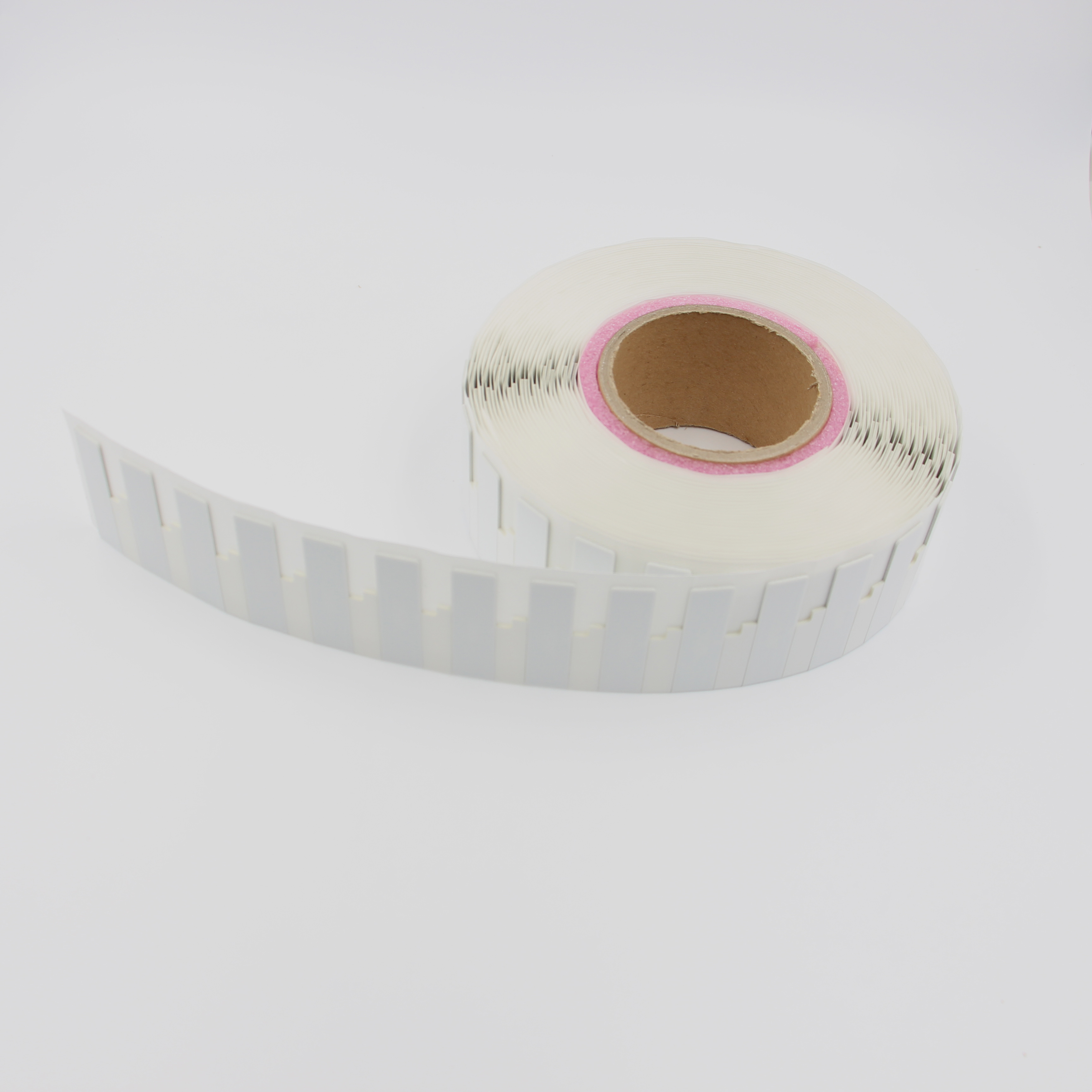 Soft Flexible Anti Metal Rfid Label Long Reading Distance 860-960Mhz on Metal Rfid Tags