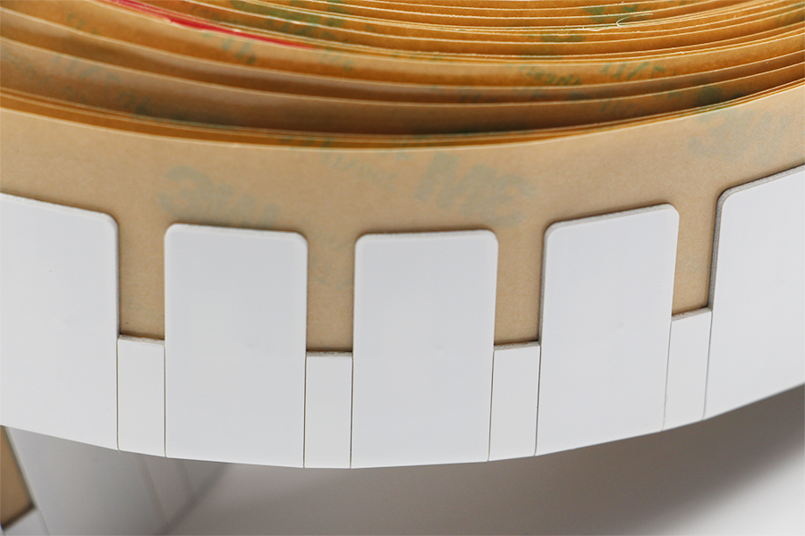 UHF RFID Anti-Metal Tag Flexible Self-adhesive Label Passive on Metal 860-960MHz Chip Sticker Printable Waterproof PET
