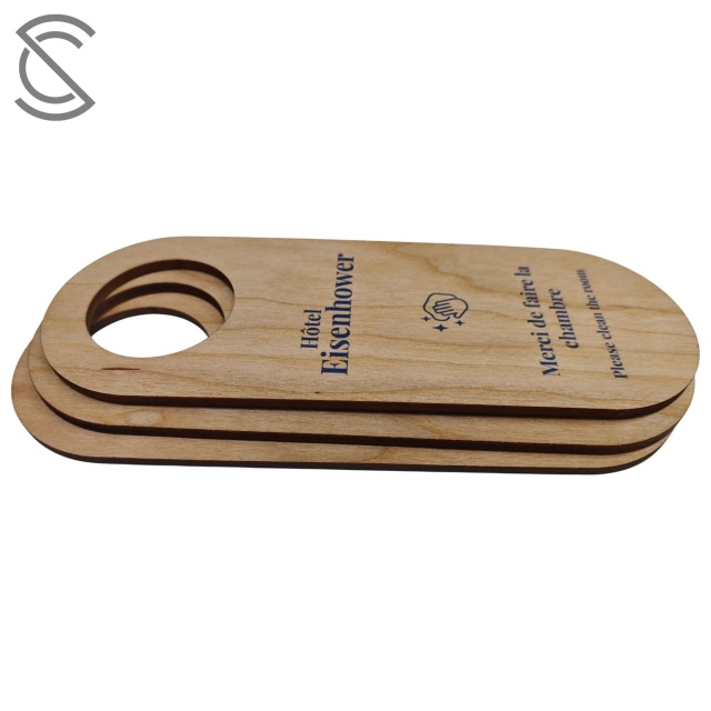 Wooden Do Not Disturb Door Hanger for Hotel Custom Printed Welcome Sign Eco-Friendly Natural Wood Craft