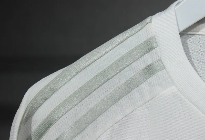 Real Madrid Authentic Retro Jersey Home Soccer Shirt 2015/16