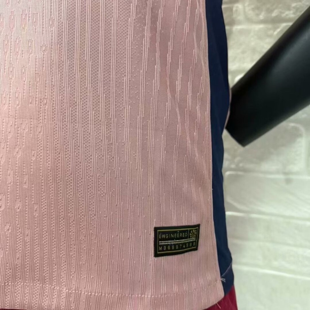 Authentic Soccer Jersey Barcelona Third Away Pink Shirt 2025/26