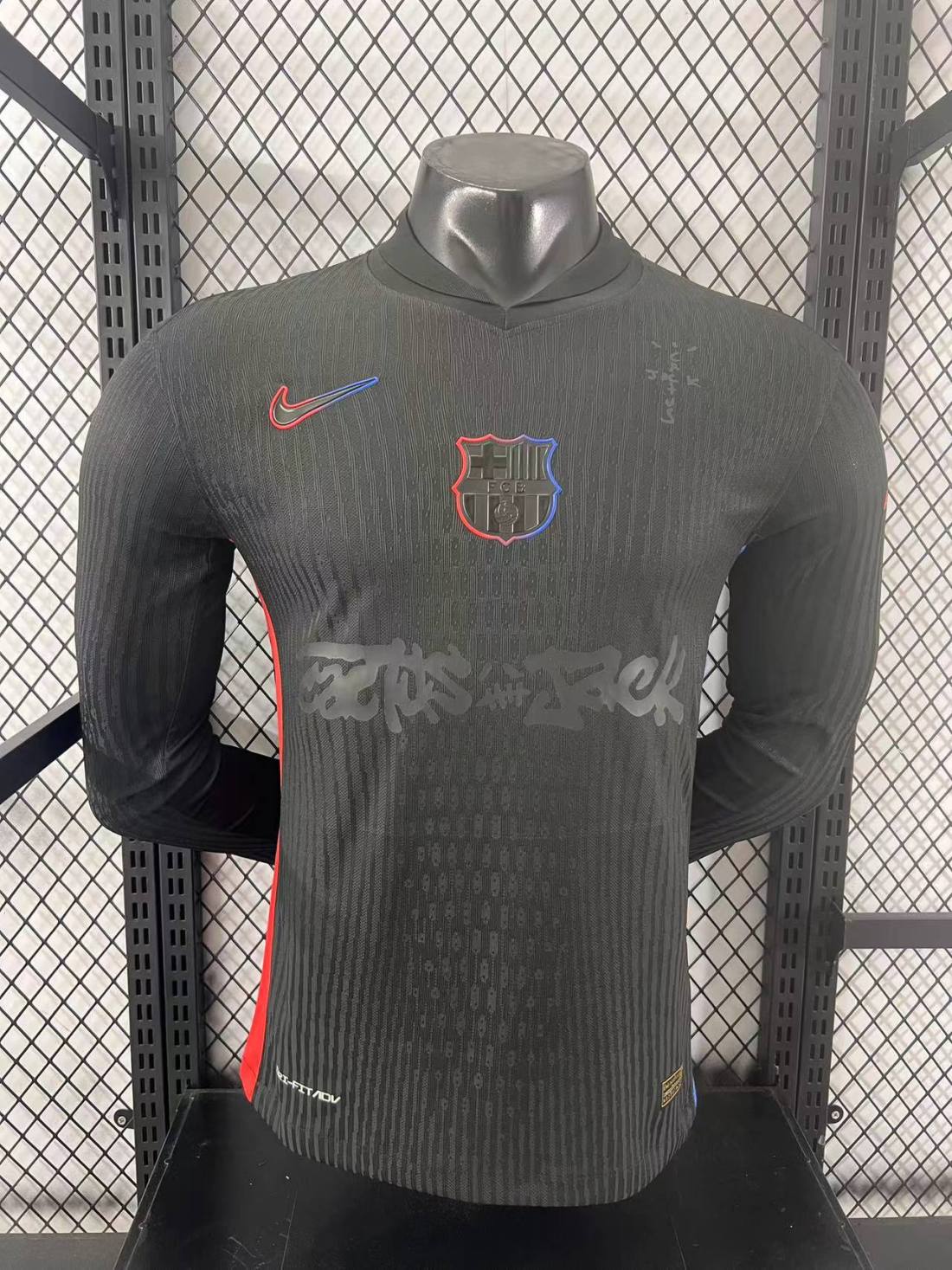 Authentic Soccer Jersey Barcelona Away X Travis Scott Long Sleeve Shirt 2024/25 in Black