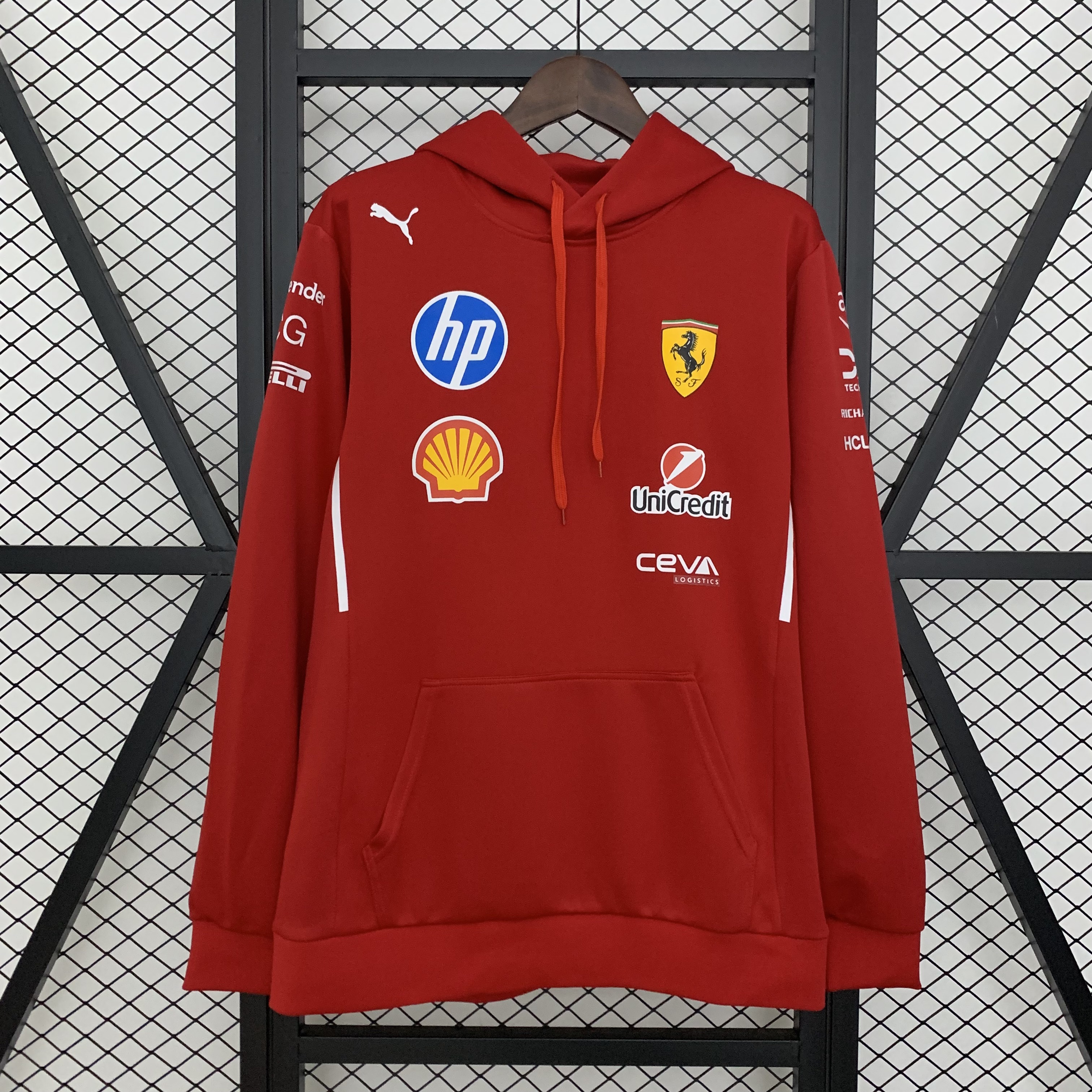 Ferrari F1 Racing Team Hoodie 2025 in Red