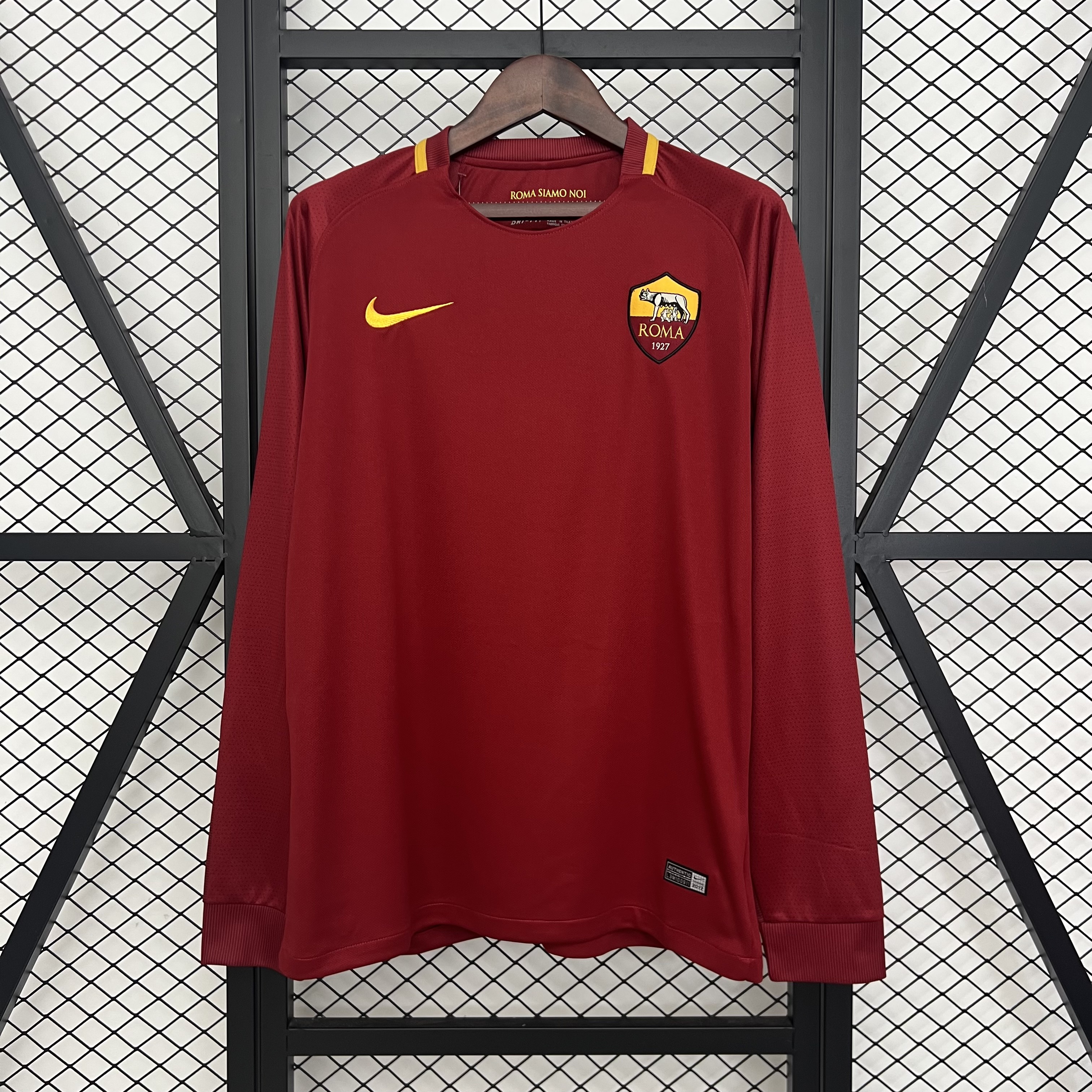 ROMA Retro Soccer Jersey Home Long Sleeve Custom Shirt 2017/18 in Red