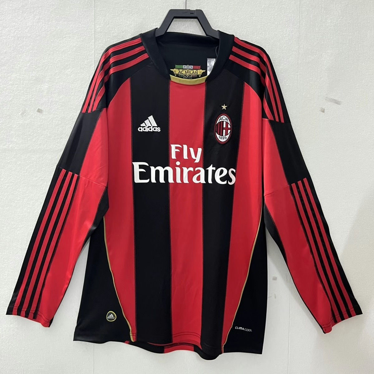 AC Milan Retro Soccer Jersey Home Long Sleeve Custom Shirt 2010/11 in Red&Black