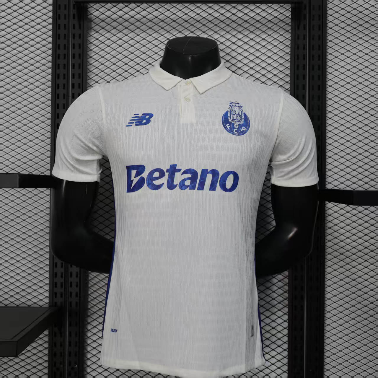 FC Porto Authentic Third Away Soccer Jersey Shirt 2025/26 in Off-White
