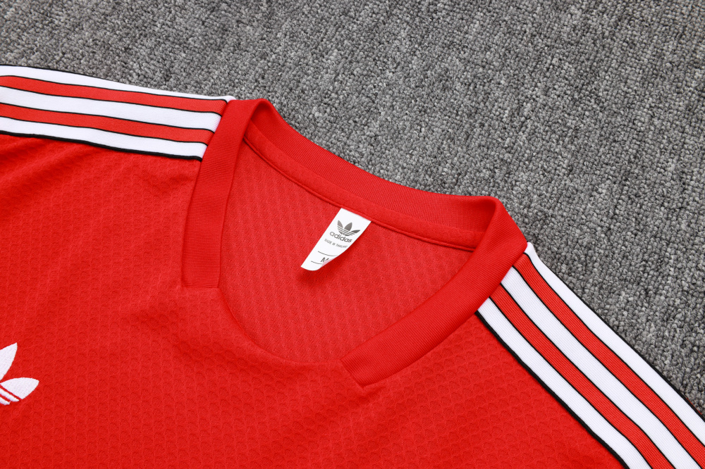 Liverpool Training Jersey Kit Red 2025/26