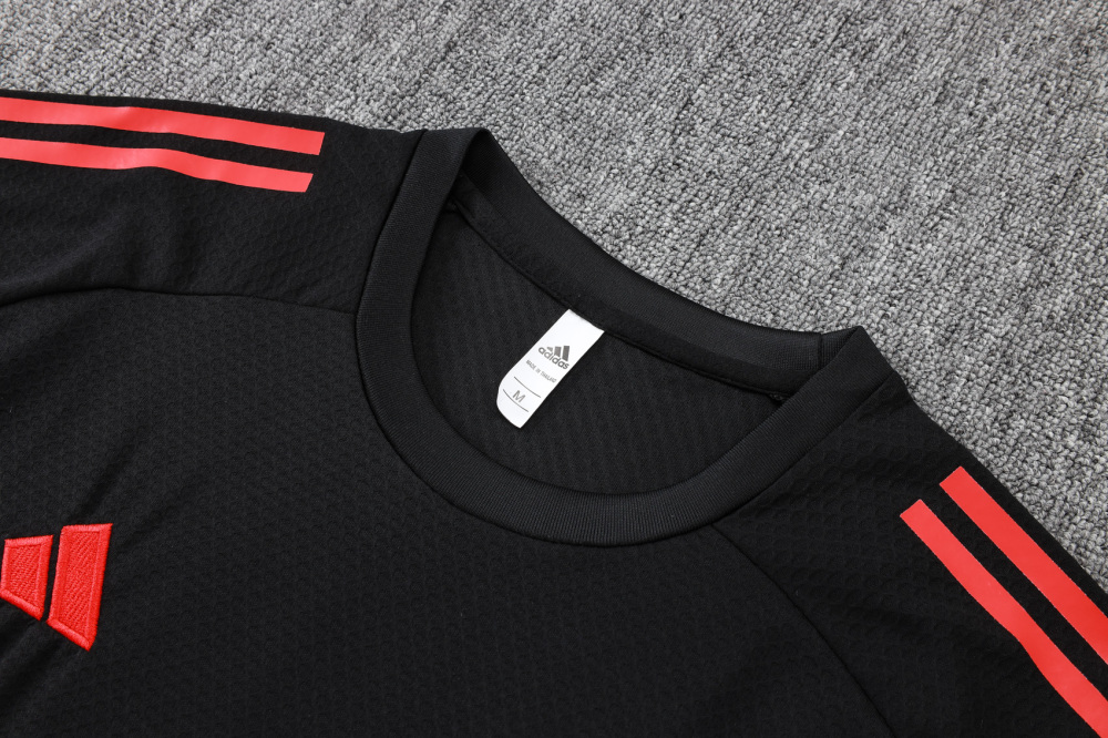 Liverpool Training Jersey Kit Red 2025/26