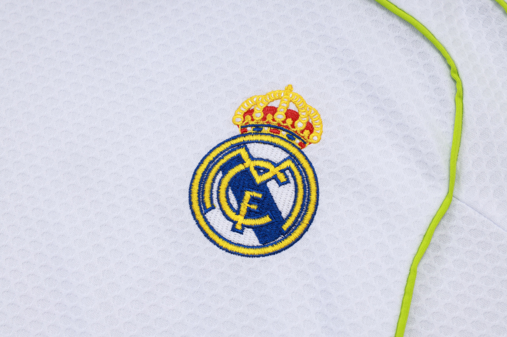 Real Madrid UBP Training Jersey Kit White 2025/26