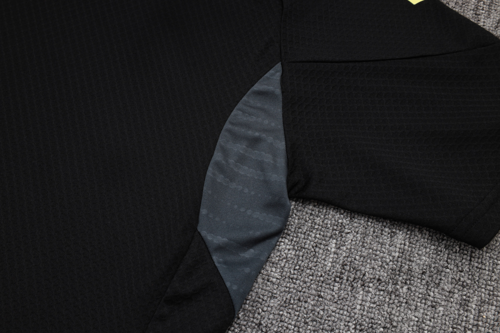 Juventus Training Jersey Kit Black 2025/26