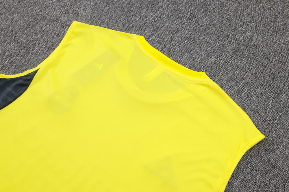 Real Madrid Sleeveless Training Kit Yellow 2025/26