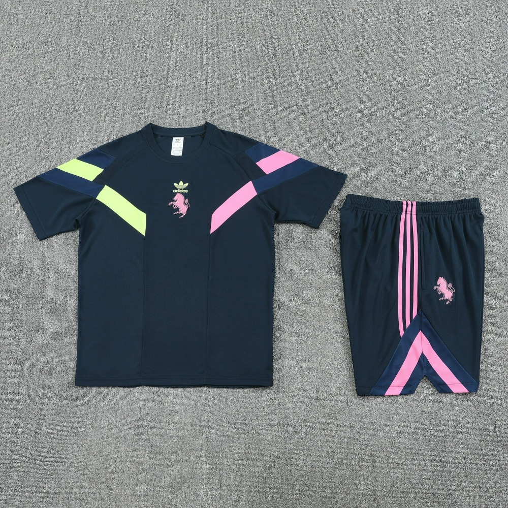 Juventus Training Jersey Kit 2025/26