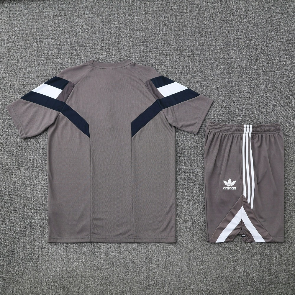 Real Madrid Training Jersey Kit Gray 2025/26