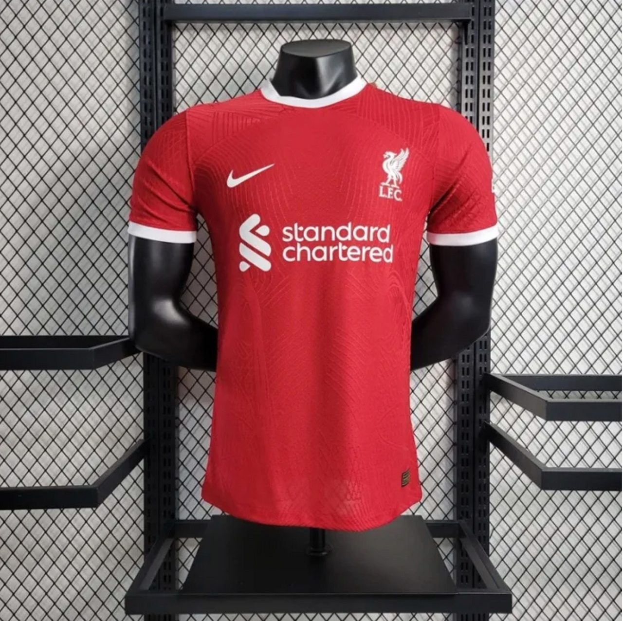 Liverpool Authentic Football Jersey Home Shirt 2023/24 in Red