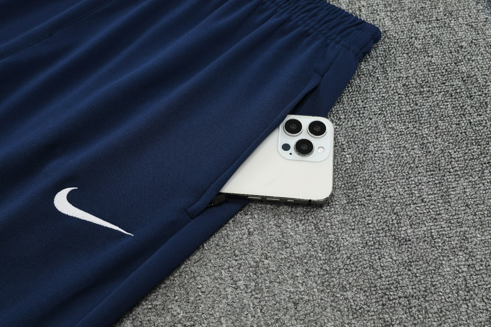 Inter Milan Authentic Training Kit (Sweatshirt+Pants) Grey 2025/26 - Player Version