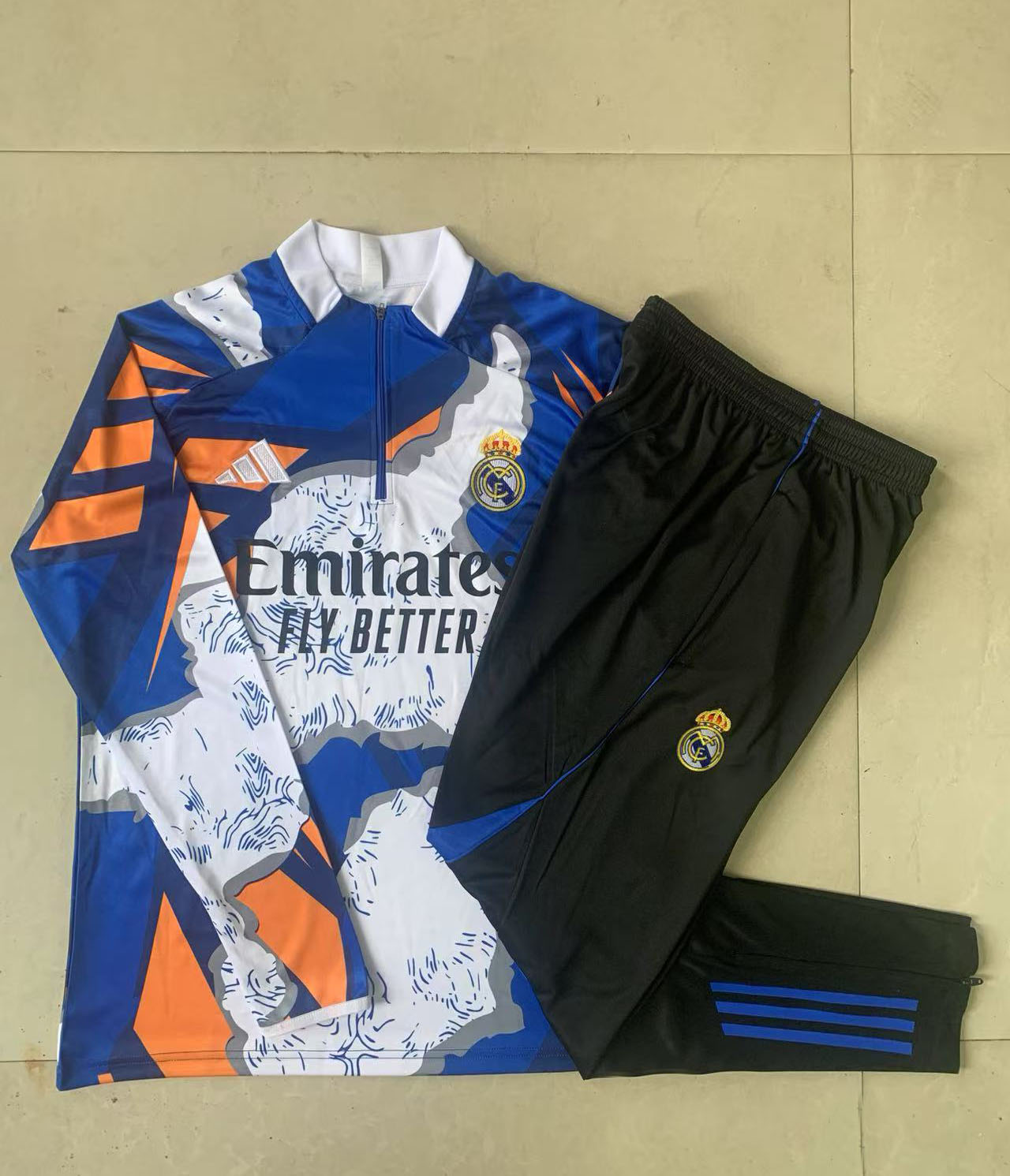 Real Madrid Training Kit Sweatshirt & Pants Set 2025/26 in Model Year: 2025-2026 Country and League: Spain-La Liga
