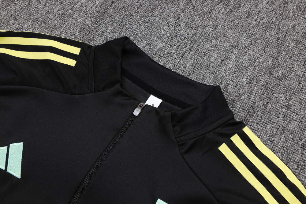 Juventus Training Kit (Sweatshirt+Pants) Black 2025/26